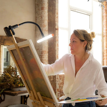 Daylight Easel Lamp Go