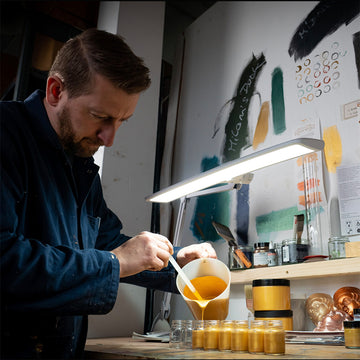 Daylight Lumi Task Lamp